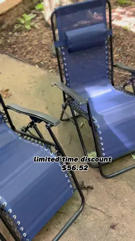 I was dog sitting for them, i promise im not a weirdo 😂 #sale #gravitychair #deals #outdoorfurniture