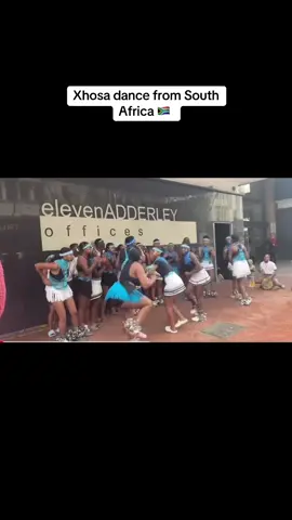 Illigomso lethu is a traditional dance originating from the Eastern Cape region of South Africa. It is practiced by the Xhosa people and is an integral part of their ceremonies and celebrations. The dance is characterized by energetic movements, singing, and percussion, often accompanied by colorful traditional costumes. #dance  #tradition  #Afrique  #southafricatiktok🇿🇦  #illigomso #xhosa 