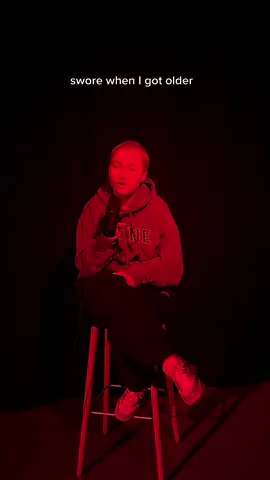 the devil on my shoulder 👹 #discovermusic #newmusic #singersongwriter #anxiety #insecurity #anxietyrelief #mentalhealthmatters #fyp #originalsong 