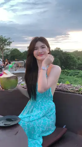 ความรักของเธอหน้าตาเป๋นแบบนี้หรือป่าววว🤪 #芭提雅 #泰国旅游 #美人鱼𓆟 #พัทย#พัทยาเมอเมดพัทยา 