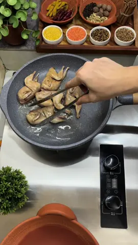 আস্ত কোয়েল পাখির রোস্ট || Spicy Quail Roast Recipe . . . 