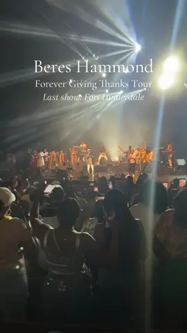 Beres Hammond is one of my favorite reggae artist and every performance the mic is on. 🎙️  I’m always reminded of home and the music that used to fill the walls and get us dancing while having a grand time. #BeresHammond #Reggae #ReggaeMusic #FortLauderdale #Music #PullUp 