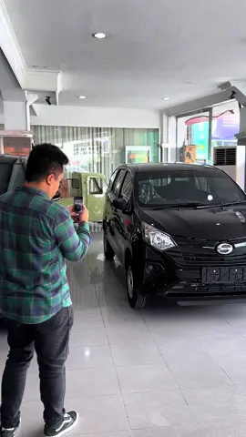 Halo sahabat daihatsu yang semalam kemarin dan dulu minta video pendek New sigra 1.0 D Mt. Berikut video pendeknya ya. untuk info lebih dalam bisa Langsung Dm dan Wa. Terima kasih sekali ☺️ #daihatsu #mamendaihatsu #capellamedan #medan #SigratypeDhitam 