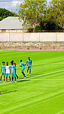 #iskuaamow🇦🇿 #somalitiktok #footballtiktok #iskuaamow #football #iskuaamow🦍🔥 