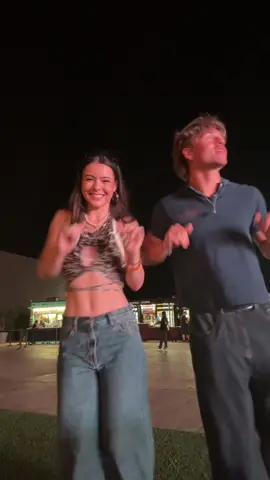 @Avril Lavigne is icnoic @Last 2 Leave