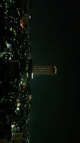 View Bandar Lampung dari atas saat malam hari begini yaa ternyata ✨ #grandmercure #pesonalampung #sinarlaut #explorepage #nigthcity #lampung #bandarlampung #dji #djiera #djiindonesia #fyp #xyzabc #4u #fyppp 