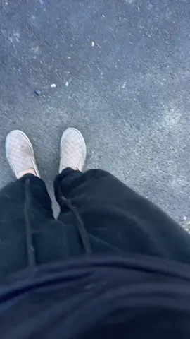 i’ve always wanted to try this. i think next time less is more. Just simple lines 