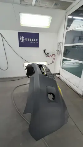 Seamless blend 😎  • #paint #bodyshop #bluecollar #painting #satisfying #autobody #car #truck • Paint gun Avalon A60  Follow @avalon_spraygun 