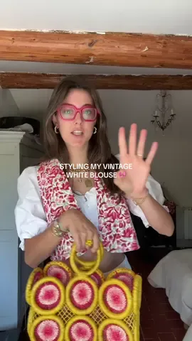 Back to some proper fashion content!! 💝💐🌷🥰 #OOTD #thinkpink #thriftedoutfit 