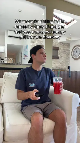 She always comes home yelling for no reason. #mom #relatable #funny #viral #foryou #fyp 