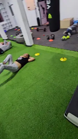 #workout #gym #abc #trainingday #hiitworkout #hiit #cambiatuvida #quito_ecuador🇪🇨 #nayon 