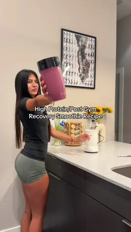 the only smoothie you’ll ever want🏃‍♀️✨ high protein, puts on muscle & tastes so good 🫶🏼 #GymTok #GymLife #fyp 