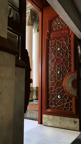 ‏