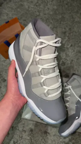RETRO 11 COOL GREY 🥶 IG:NOFACEMARKET 10.5 us #jordan #chile #parati #viral disponible ✅ 