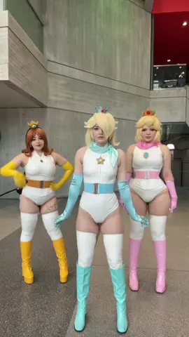 Peach Rosalina and Daisy @_sugashi on ig @Ronnie🍰 #mario #princesspeach #rosalina #mariokart #foryou 