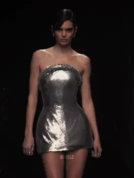 #kendalljenner closing and walking for #versace FW20 | it's my birthday!!!!! ♡ 