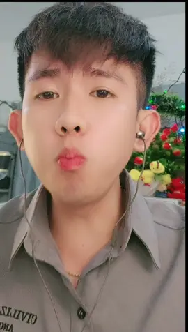 Hay ra dẻ #lgbtq #serumhungmalum #lgbt #viralvideo #serumquazalo0364689628 #trengding #lgbt🌈 #tiktok2024 #xuhuongmoi #chiasecuocsong #malumtailocquazalo #trending #quazalotuvan #muakemquazalo0364689628 #viraltiktok #hungmalum #WomenInSports 