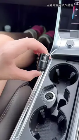 Tẩu sạc nhanh trên ô tô 2 cổng sạc #phukienoto #phukienoto36 #tausacoto #tausacnhanh #tausacxehoi #xuhuong 