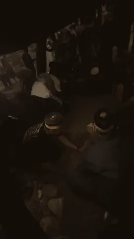 “Hal paling ku takutkan di dunia adalah kehilangan sosok ayah. Ndak sakit mki lagi babba semoga Allah memberimu tempat terbaik disisinya Aamiin🤲😭