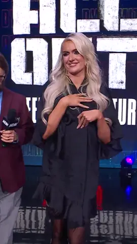 #AEW Women’s World Champion The Glamour #MariahMay’s big reveal during #AEWDynamite ! #allelitewrestling #prowrestling #womenswrestling 