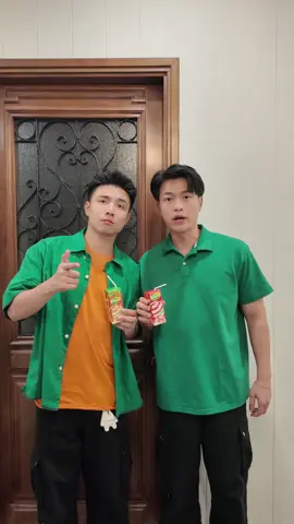 Các nhân viên cập nhật tình trạng săn quà bên dưới nàoooo, đã sẵn sàng nhún nhảy cùng tụi mình  chưa?  #Yomost #GioYoHotQua #GioYoNhunNhayCungIdol #MotCamGiacRatYomost 