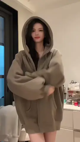 Jaket oversizenya cakep banget!!  #foryoupage #promoguncang99 #jaketoversize #jaket #sweater #fypシ゚viral 