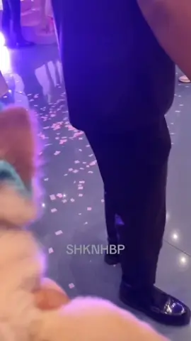 her priceless reaction 🥺, thank you sa kay ate na nagbigay napasa mo ng sobra ang aiah namin ♥️ #aiah 