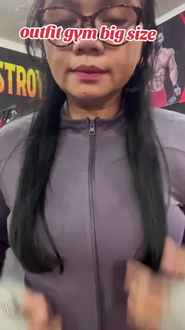 outfit olahraga,gym untuk bigsize jaket dan leging yg aku pake nyaman bgt loh buat olahraga yuk di co. #leggingkorset #jaketolahragawanita  #outfit #bigsize #curvyfashion #curvy 