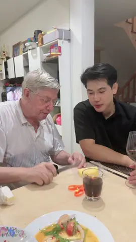 ขอแค่นี้เองครับแด๊ด ทำไมให้ไม่ได้😝