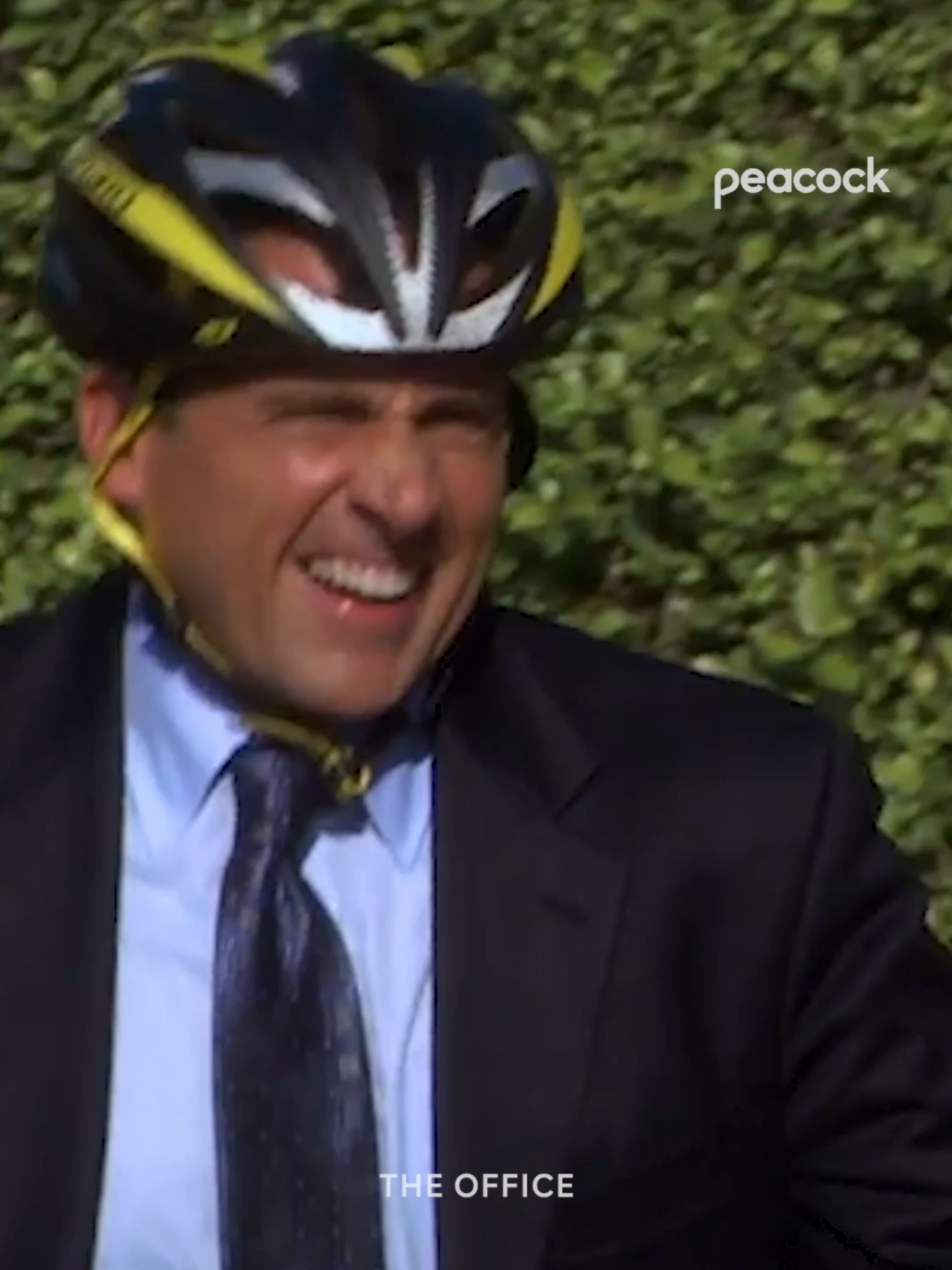 Get you a man that bikes 🚲😎 #TheOffice #MichaelScott #SteveCarell