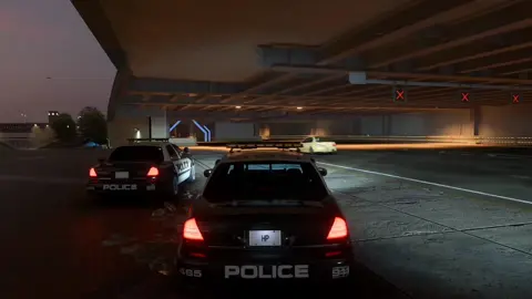 PvP Hot Pursuit 🚧🚨 (Credit YT: whatthevic) #needforspeedunbound #foryoupage #fypシ #needforspeed #nfsunbound #racinggames #hotpursuit #xyzbca 