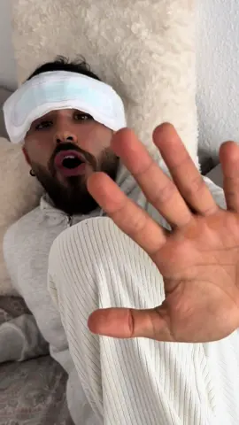 neue Waxing Methode testen 🙂 #fypシ゚viral #fyp #couple #fy #funny #viral #couplecomedy #Relationship #comedyvideo #beziehung #couplegoals #reaction 