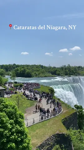 Ameeeeee 🇺🇸🇨🇦#niagarafalls #AdventureVibes #niagara #niagaraparks #newyork #fyp #parati #4u #li #cataratas #viral #fypシ゚viral #niagarafallscanada 