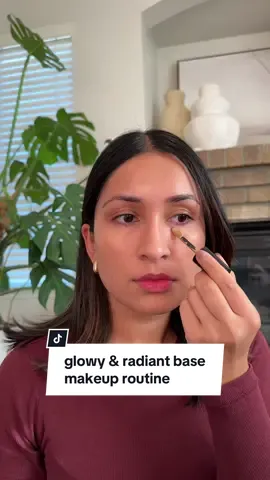 My go to glowy base makeup thanks to @Armani beauty and @sephora ✨ The luminous silk foundation is a cult classic for a reason and is so lightweight (feels almost like a serum!) and combined with the concealer, it’s like my skin but better. Fluid sheer gives me that sun kissed GLOW — so bronzey ☀️ #luminoussilk #giftedbyarmani #armanibeauties #MakeupRoutine #naturalmakeuplook #basemakeup 
