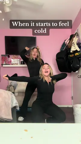 We’re already in the Christmas spirit 😭#fyp #foryoupage #foryoupage #relatable #lonatwins #comedyskit #real #us #Siblings #entertainment #funny #funnyvideos #me #thatsme  #weather #christmas #viral 