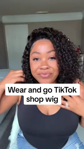 Low maintenance wear and go glueless wig!  #wigs #tiktokshopwig #gluelesswig #wearandgowigs 