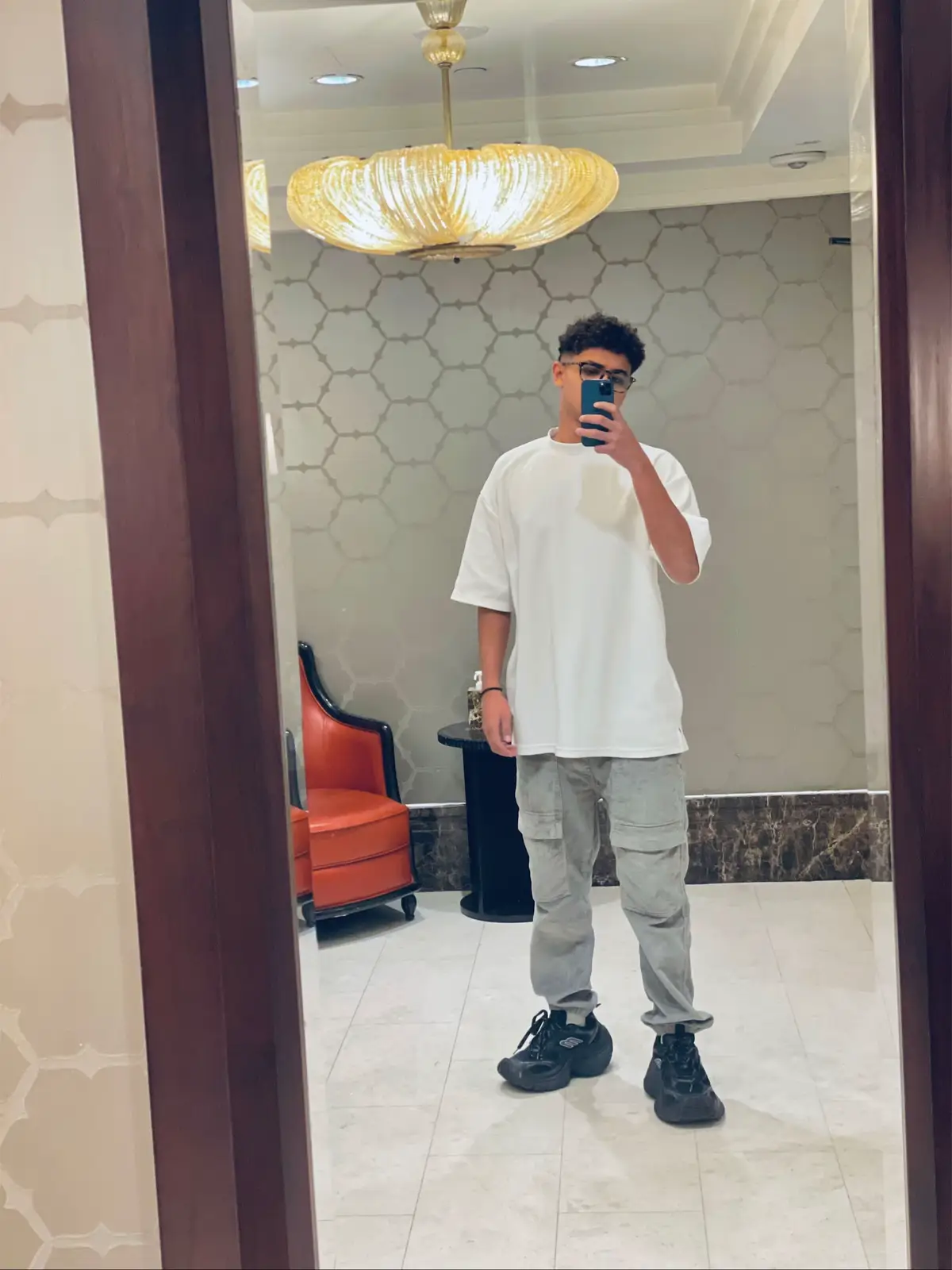 الي انا فاكرو ورقتي 👎🏻👬#سمكه #explore #fyp 