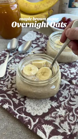 Maple Brown Sugar Overnight Oats!  This breakfast recipe is SO easy! You just need five ingredients and five minutes to make it. It’ll be your new breakfast obsession!  Recipe for Overnight Oats  1/2 cup oats  1/2 cup milk  1/4 cup plain yogurt  3 tbsp brown sugar  2 tbsp maple syrup  #overnightoats #overnightoatsrecipe #breakfastrecipes #breakfastideas #fallbreakfast #easybreakfast #maplesyrup #maplebrownsugar #fallrecipes 
