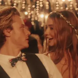 need more of them in s4 #jjandsarah #jjmaybank #sarahcameron #outerbanks #obx #adisiaedits #viral #fyp #foryoupage #outerbanks4 #jjandsarahedit #xzycba 