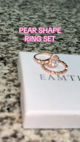 I’ve been so into rings lately! EAMTI JEWELRY has the best🩷 #eamtijewelry #moissanite #moissaniteengagementring #engagementring 