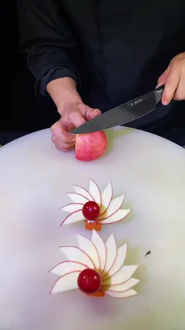 Discover a creative way to slice apples—beautiful and delicious! 🍎✨ #AppleArt #FruitDesign #FoodCreativity #CulinaryCraft #AppleSlices #CreativeCooking #FoodStyling #PlatingMagic #GourmetTouch #KitchenCreativity #FruitGarnish #ChefSkills #AppleLover #FoodAesthetics #ElegantMeals #FoodPresentation #ChefLife #GourmetInspiration #PlatingIdeas #ArtisticPlating #CulinaryDesign #FoodieFavorites #USA #tiktokcooking #fypシ゚viral 