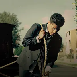 Now my baby is dancing, but she's dancing with another man#brunomars#wheniwasyourman 