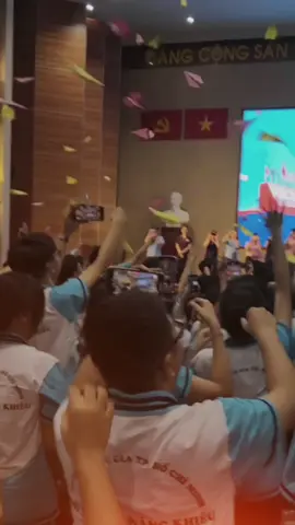 Hết tuần đầu ở Năng Khiếu ròi 🥹🫶  #ptnk #phothongnangkhieu #cap3 #lop10 #tphcm #đhqg #truongchuyen #tuyensinh 