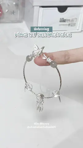 bên ngoài ẻm bling bling hơn trên video nhiềuuuu #xh #fyp #nghechuchot #vongtay #vongtayphongthuy 