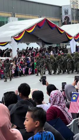 Abang sniper Melaka #melaka #merdeka #merdekamadani #jiwamerdeka #manalagimelakaler #army #fakegun #indipendenceday #malaysia #31ogos #kawad 