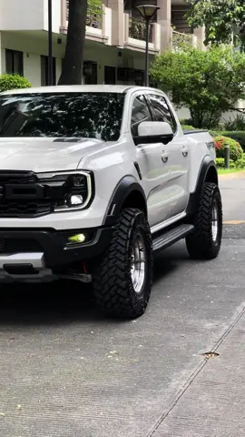 old school prerunner look. #fyp #ford #rangerraptor #carsoftiktok 