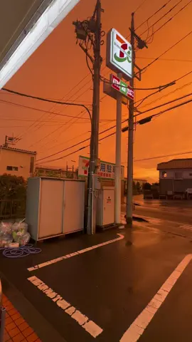 මයාකාරි හවස් 🥺🖤 #japan #Evening #rain#fyp