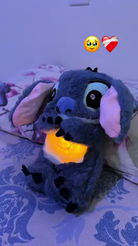 Stitch que respira >> 🥺❤️‍🩹