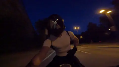 Average 3 am session.                       #bikerboy #motorcycle #spanish #biker #3am #hands 