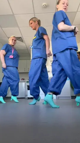 When someone asks what i get up to at work 😭 @Eloise Cassandraa #fyp #gloveheels #surgery #theatre #gloves #work #funny #laughing #girls #nurses #nursetok #xyzbca 